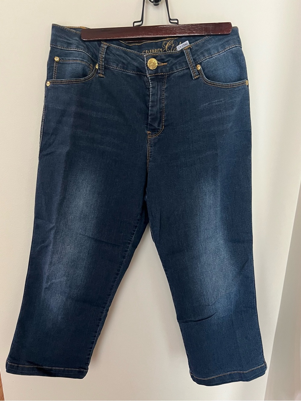 Celebrity Pink Dark Blue Cropped High-Rise Jeans